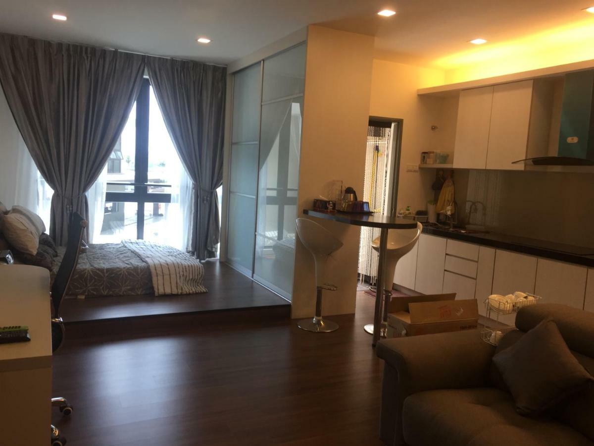 Silk Sky Residence Seri Kembangan Exterior foto